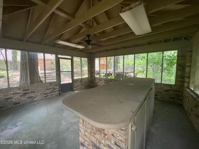 145 Margaret Lane, Florence, MS 39073