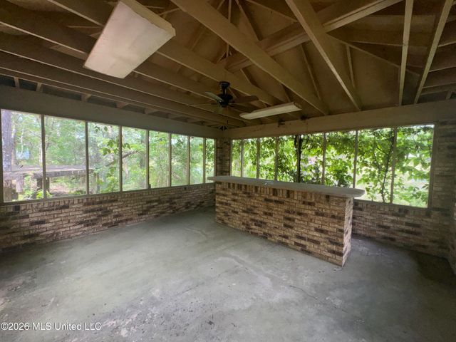 145 Margaret Lane, Florence, MS 39073