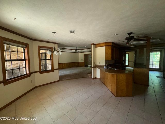 145 Margaret Lane, Florence, MS 39073