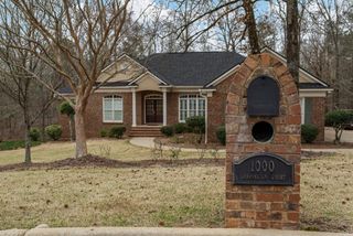 1000 Carrington Court, Midland, GA 31820