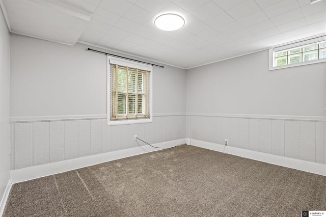 1210 Hillcrest Drive, Bellevue, NE 68005