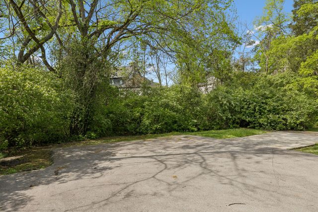 1307 Old Hickory Blvd, Brentwood, TN 37027
