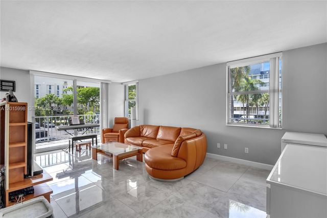 16565 NE 26th Ave 2B, North Miami Beach, FL 33160