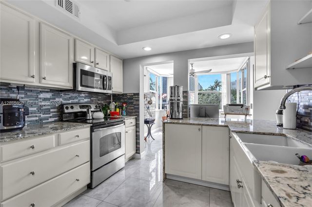 16565 NE 26th Ave 2B, North Miami Beach, FL 33160