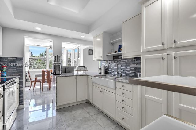 16565 NE 26th Ave 2B, North Miami Beach, FL 33160
