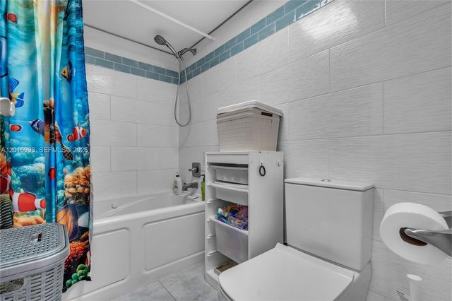 16565 NE 26th Ave 2B, North Miami Beach, FL 33160