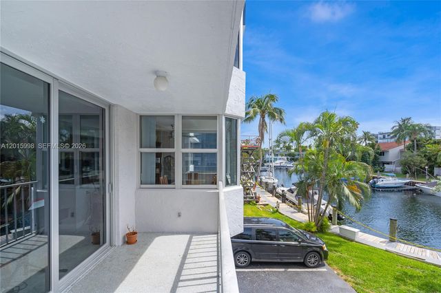 16565 NE 26th Ave 2B, North Miami Beach, FL 33160