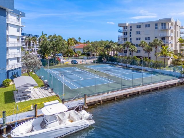16565 NE 26th Ave 2B, North Miami Beach, FL 33160