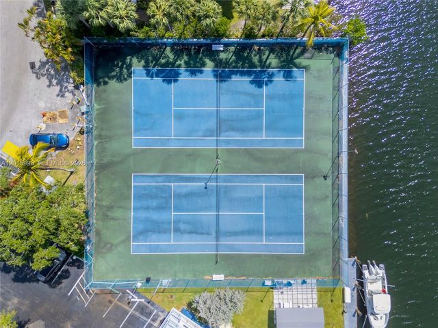 16565 NE 26th Ave 2B, North Miami Beach, FL 33160