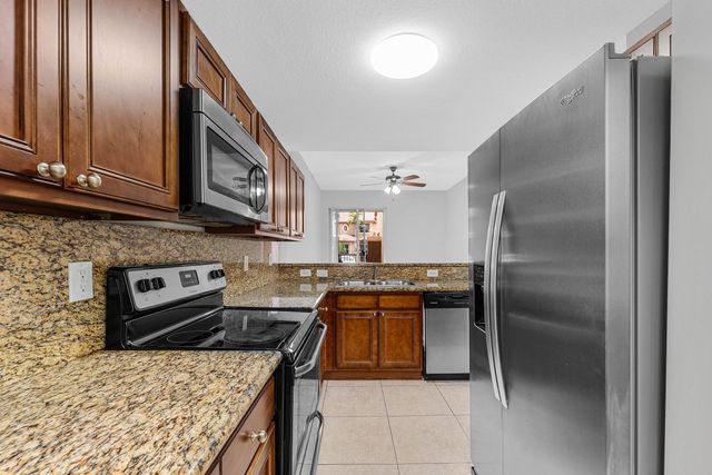 6515 Diamond Springs Terrace 2404, West Palm Beach, FL 33411
