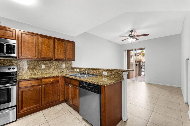 6515 Diamond Springs Terrace 2404, West Palm Beach, FL 33411