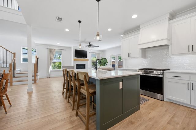 5837 Straley Avenue, Westworth Village, TX 76114