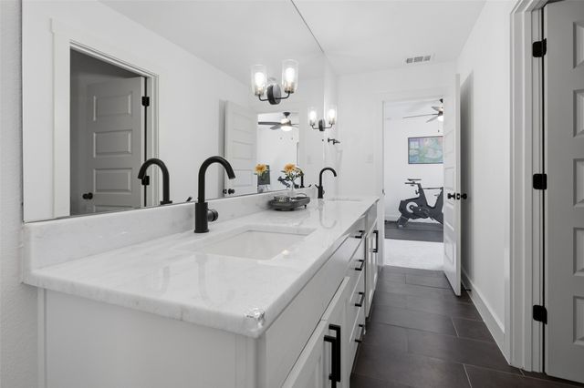 5837 Straley Avenue, Westworth Village, TX 76114