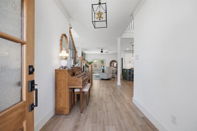 5837 Straley Avenue, Westworth Village, TX 76114