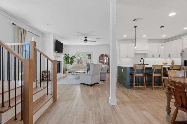 5837 Straley Avenue, Westworth Village, TX 76114