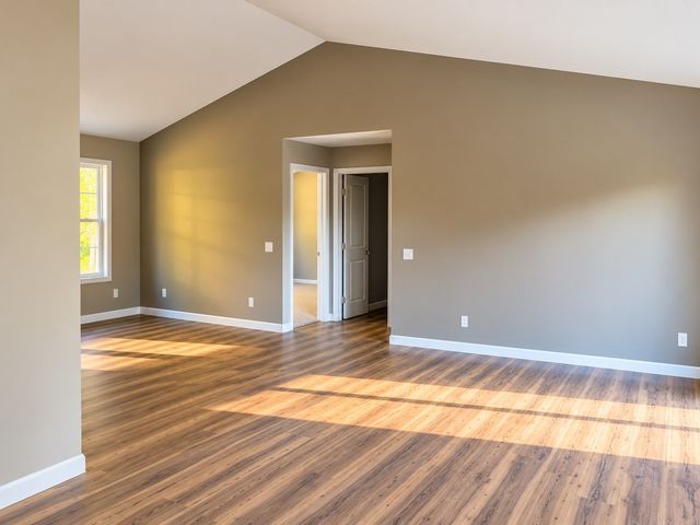 950 Old W Brookfield Rd, Warren, MA 01083