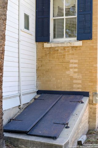 623 Augusta, San Antonio, TX 78215