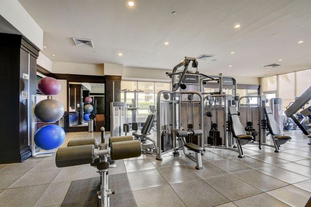 2700 N Ocean Drive 804a, Riviera Beach, FL 33404