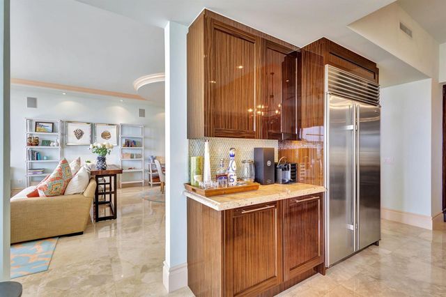2700 N Ocean Drive 804a, Riviera Beach, FL 33404