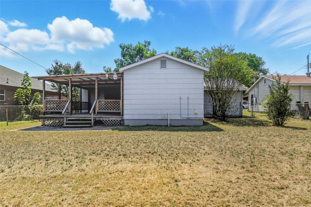 7836 Corina Drive, White Settlement, TX 76108