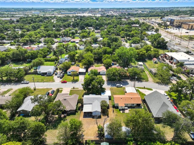 7836 Corina Drive, White Settlement, TX 76108