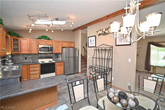 3608 Meander Reserve Circle, Canfield, OH 44406