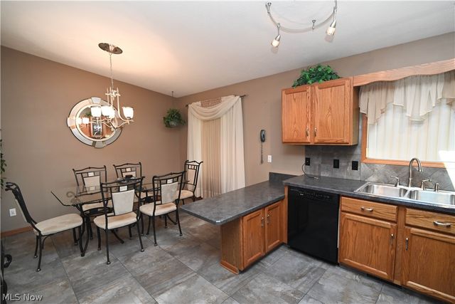 3608 Meander Reserve Circle, Canfield, OH 44406