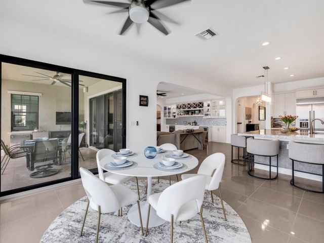 11631 W Watercrest Cir Circle W, Parkland, FL 33076