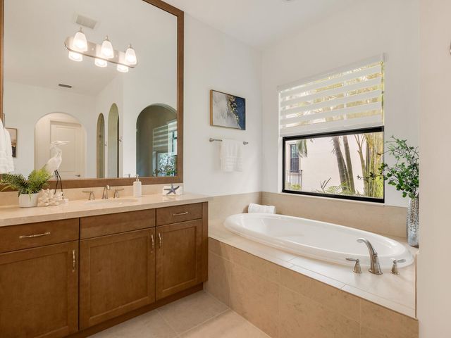 11631 W Watercrest Cir Circle W, Parkland, FL 33076