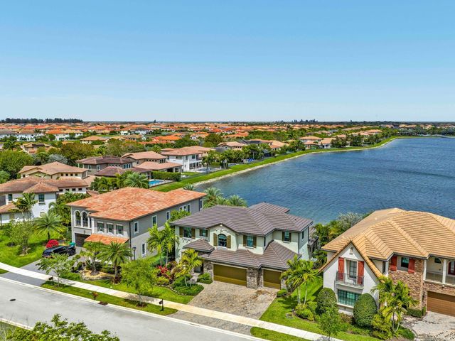 11631 W Watercrest Cir Circle W, Parkland, FL 33076