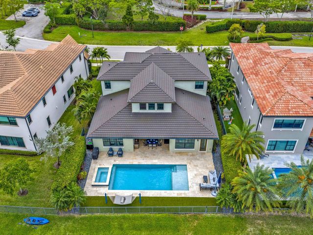 11631 W Watercrest Cir Circle W, Parkland, FL 33076