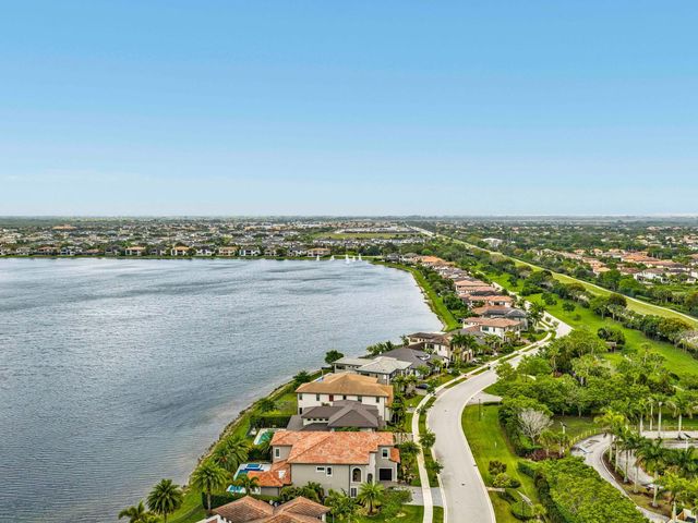 11631 W Watercrest Cir Circle W, Parkland, FL 33076