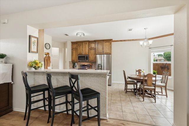 9516 Lakeway Drive, Denton, TX 76226