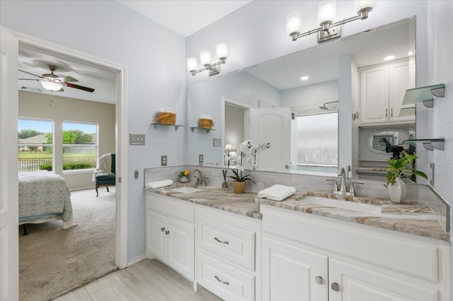 9516 Lakeway Drive, Denton, TX 76226