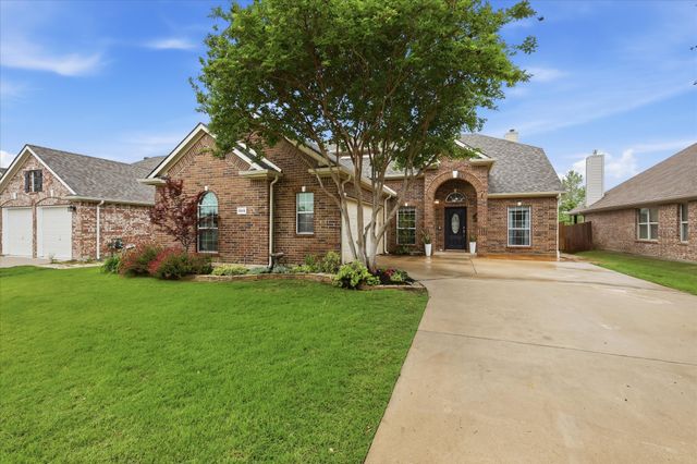 9516 Lakeway Drive, Denton, TX 76226