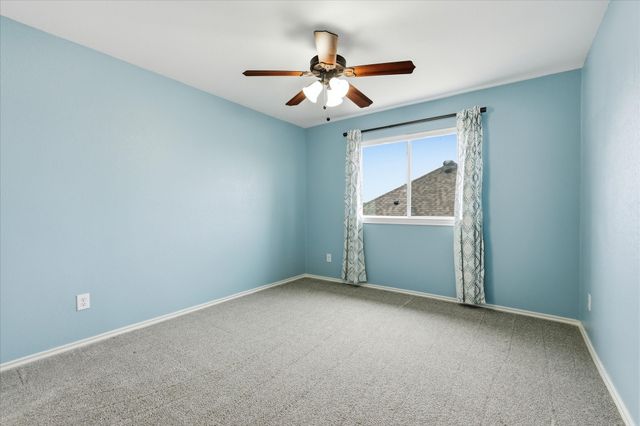 9516 Lakeway Drive, Denton, TX 76226