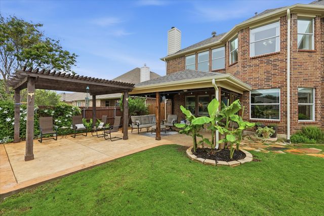 9516 Lakeway Drive, Denton, TX 76226