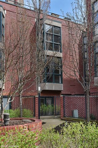 1701 N Halsted Street E2, Chicago, IL 60614
