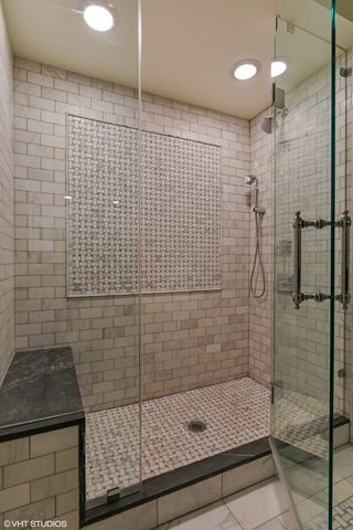 1701 N Halsted Street E2, Chicago, IL 60614