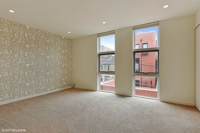 1701 N Halsted Street E2, Chicago, IL 60614