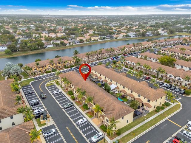 3213 SE 7th Ct, Homestead, FL 33033