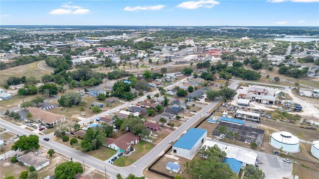 423 N 5TH STREET, Haines City, FL 33844