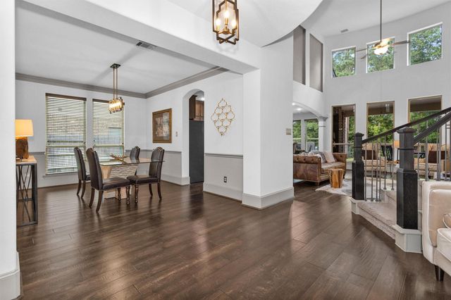 106 Cliftons Curve Way, Montgomery, TX 77316