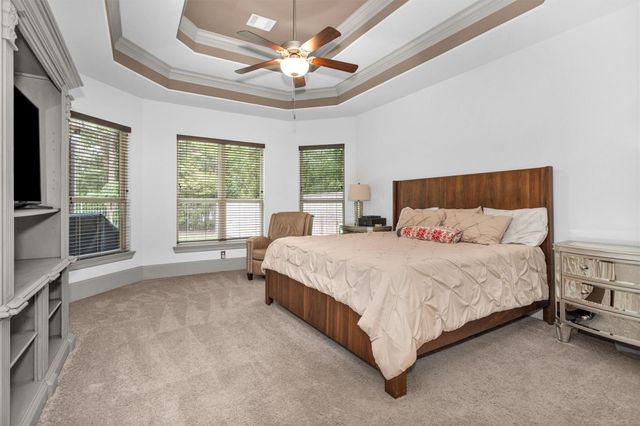 106 Cliftons Curve Way, Montgomery, TX 77316