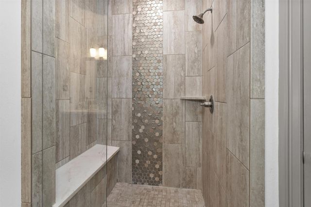 106 Cliftons Curve Way, Montgomery, TX 77316