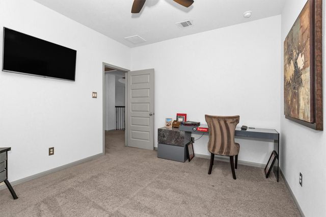 106 Cliftons Curve Way, Montgomery, TX 77316