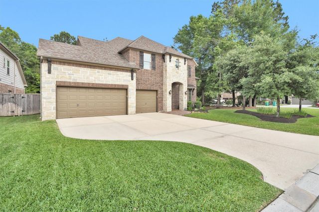 106 Cliftons Curve Way, Montgomery, TX 77316