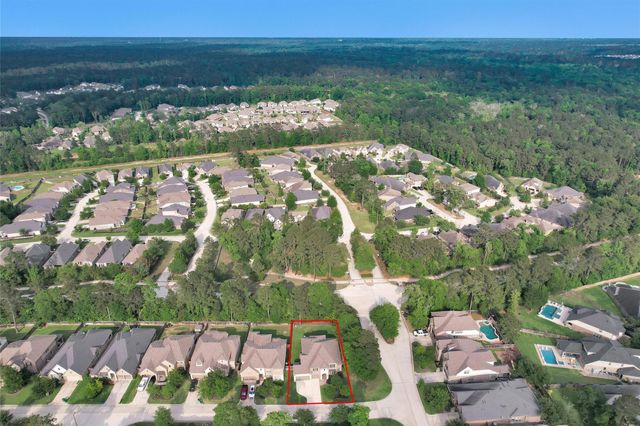 106 Cliftons Curve Way, Montgomery, TX 77316
