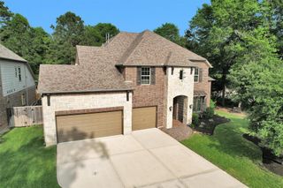 106 Cliftons Curve Way, Montgomery, TX 77316