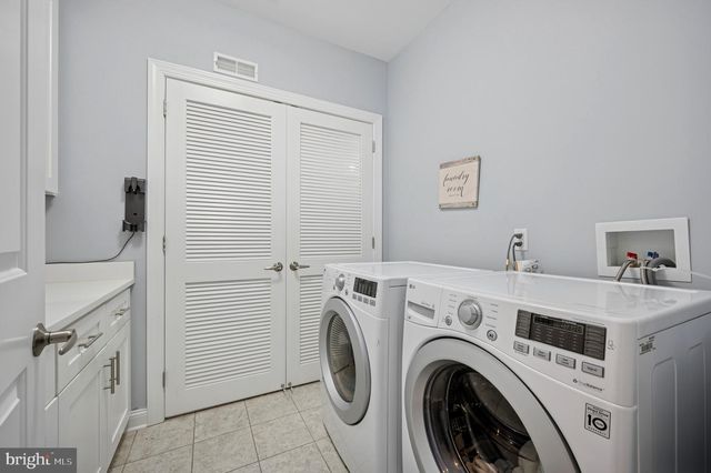 151 LEVERING ST, Philadelphia, PA 19127